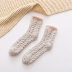 Chaussettes en velours à griffes de chat mignonnes pour femmes et enfants, tube moyen pour filles, chaussettes de sommeil épaiss