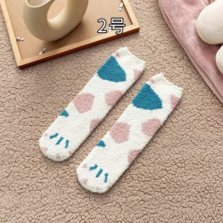 Chaussettes en velours à griffes de chat mignonnes pour femmes et enfants, tube moyen pour filles, chaussettes de sommeil épaiss