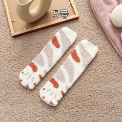 Chaussettes en velours à griffes de chat mignonnes pour femmes et enfants, tube moyen pour filles, chaussettes de sommeil épaiss