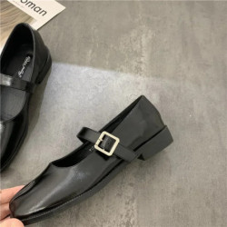 Nouveauté chaussures plates à bout fendu femme cuir de qualité mary janes trotteurs de style japonais chaussures plates cheville